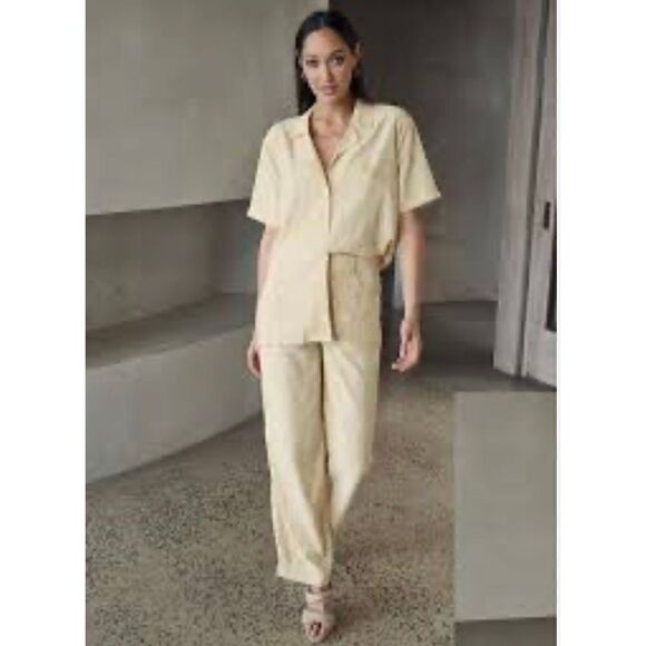 Ena Pelly Golden Flare 100% Recycled Polyester Pant NWT Size 6 - Picture 2 of 9